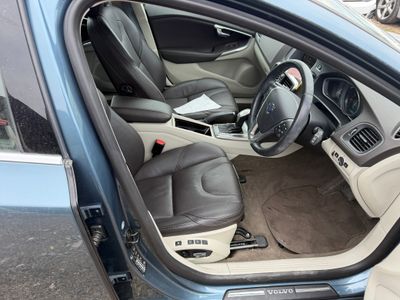 2013 Volvo V40