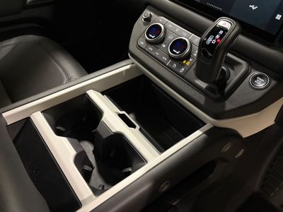 2025 Land Rover Defender