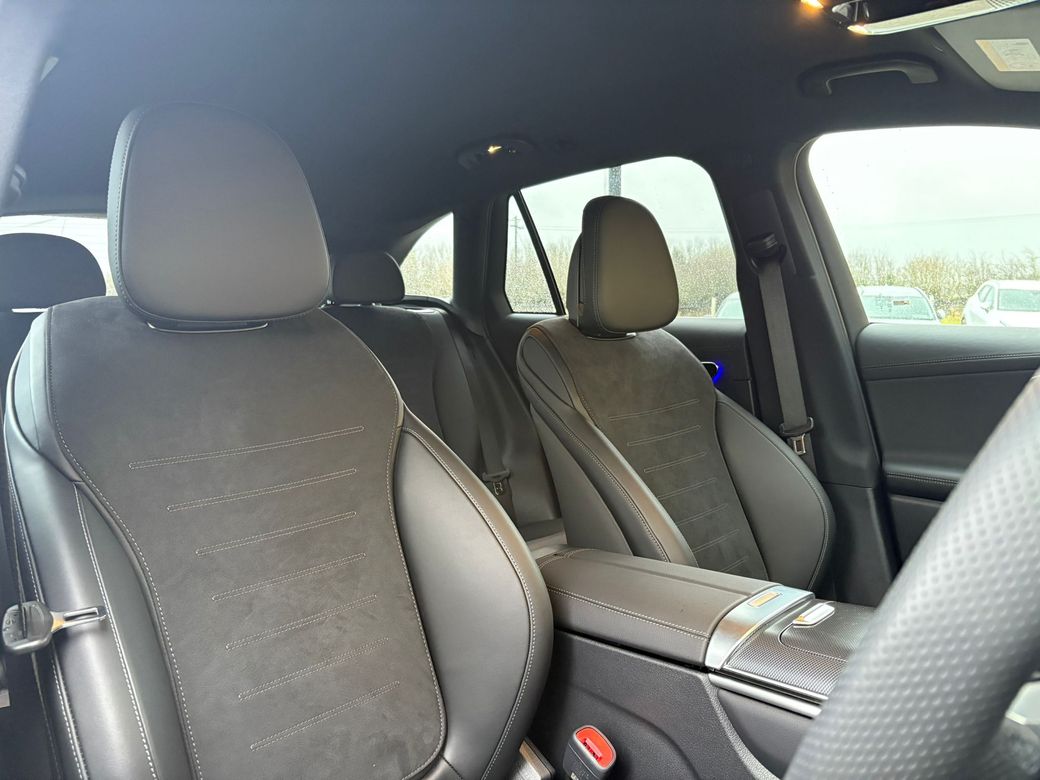 2025 Mercedes-Benz GLC Class