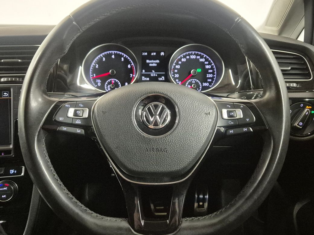 2016 Volkswagen Golf