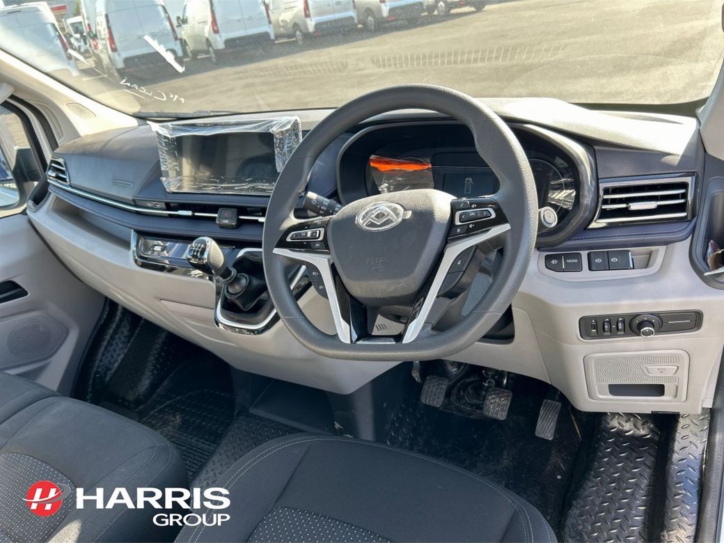 2025 Maxus Deliver 9