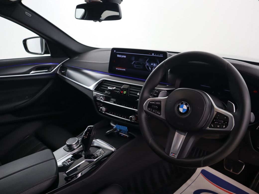 2022 BMW 5 Series