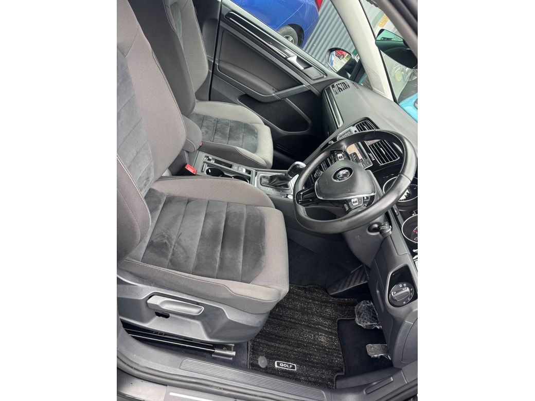 2017 Volkswagen Golf