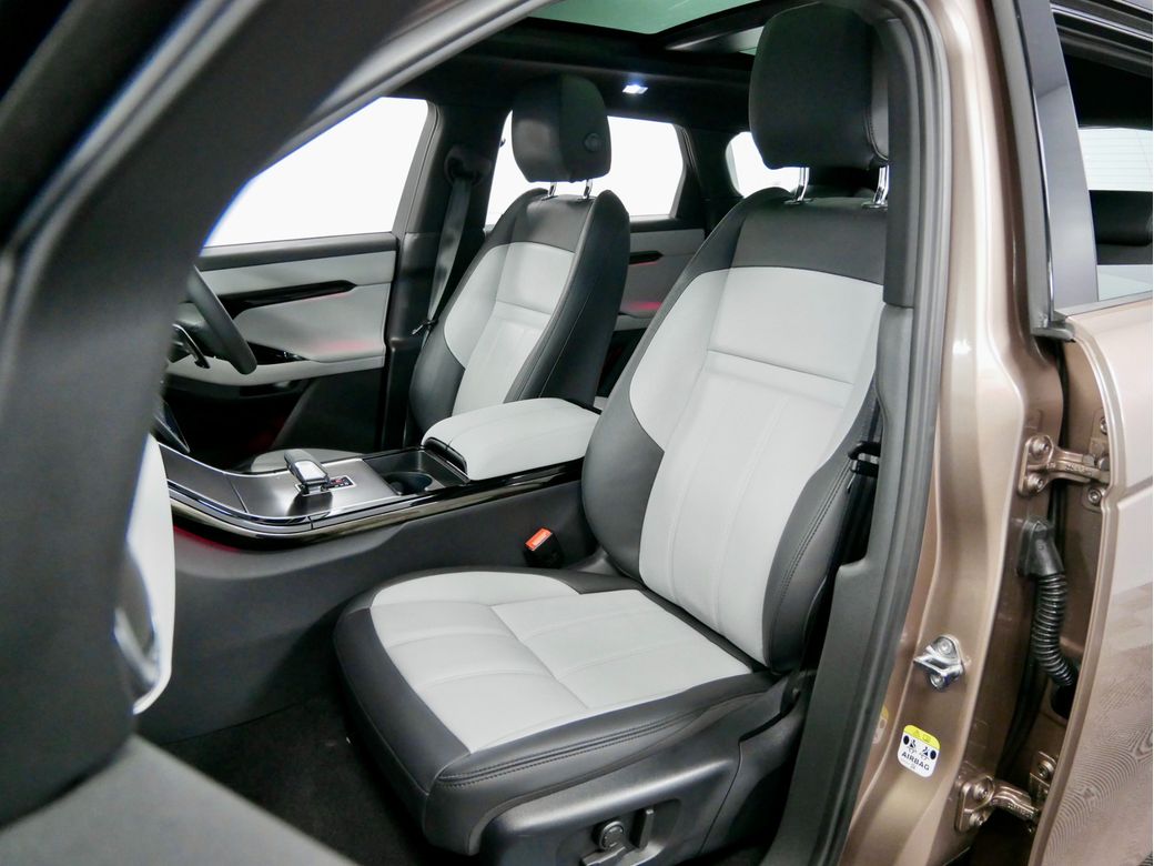 2025 Land Rover Range Rover Evoque
