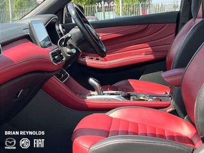 2022 MG HS