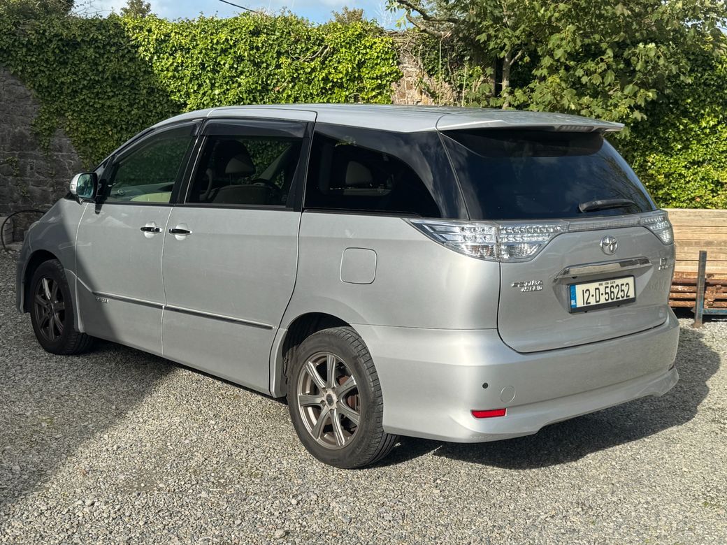 2012 Toyota Estima