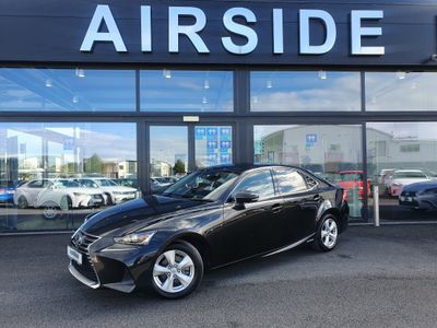 2016 Lexus IS 300h