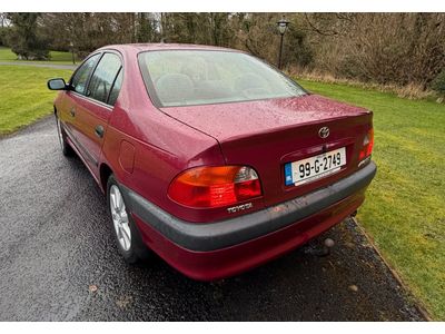 1999 Toyota Avensis