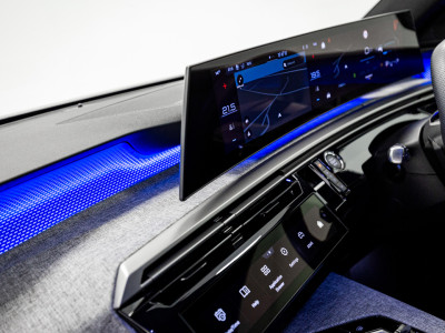 2025 Peugeot 5008