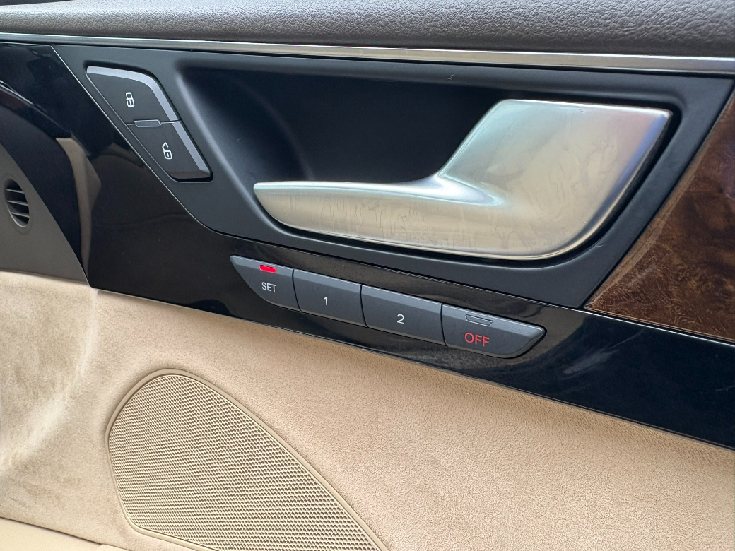 2016 Audi A8