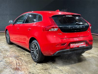 2018 Volvo V40