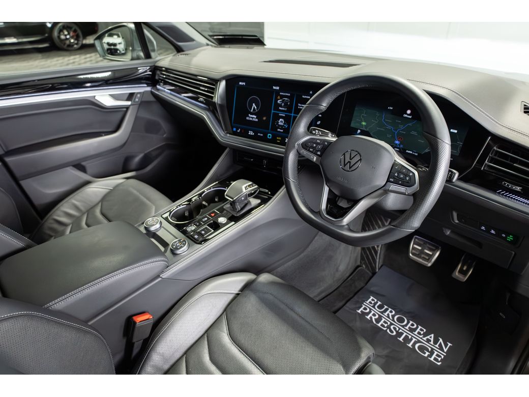 2025 Volkswagen Touareg