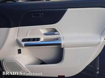 2026 Mercedes-Benz EQA