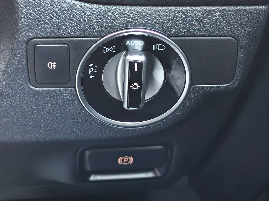 2018 Mercedes-Benz A 180