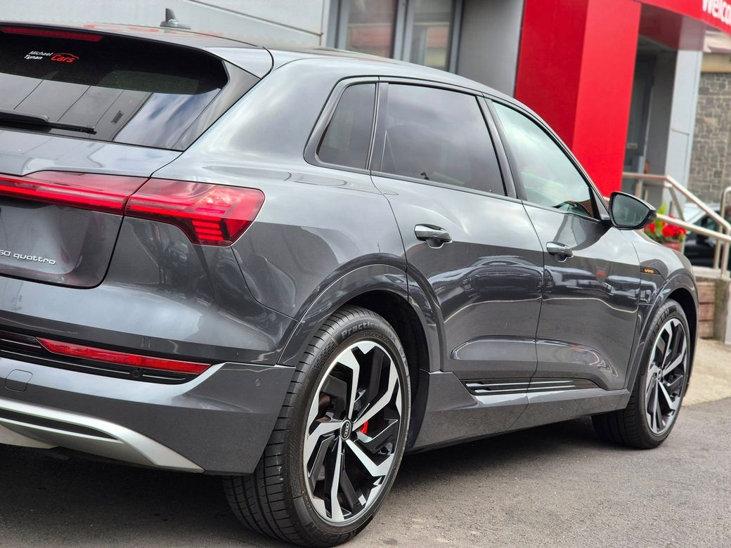 2020 Audi e-tron