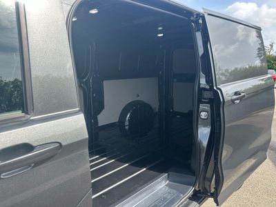 2025 Volkswagen Transporter