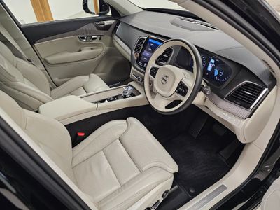 2022 Volvo XC90