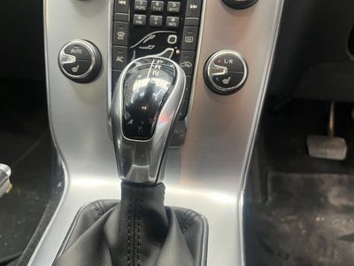 2017 Volvo V40