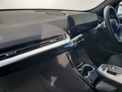 2025 BMW iX1