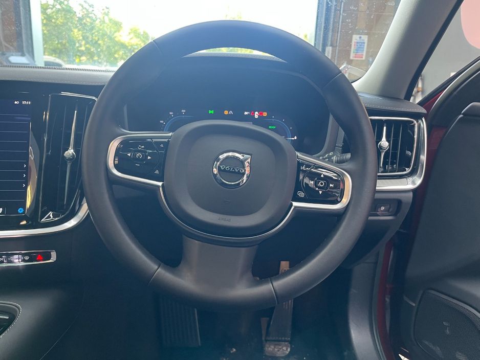 2023 Volvo V60
