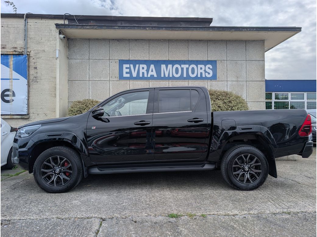 2024 Toyota Hilux