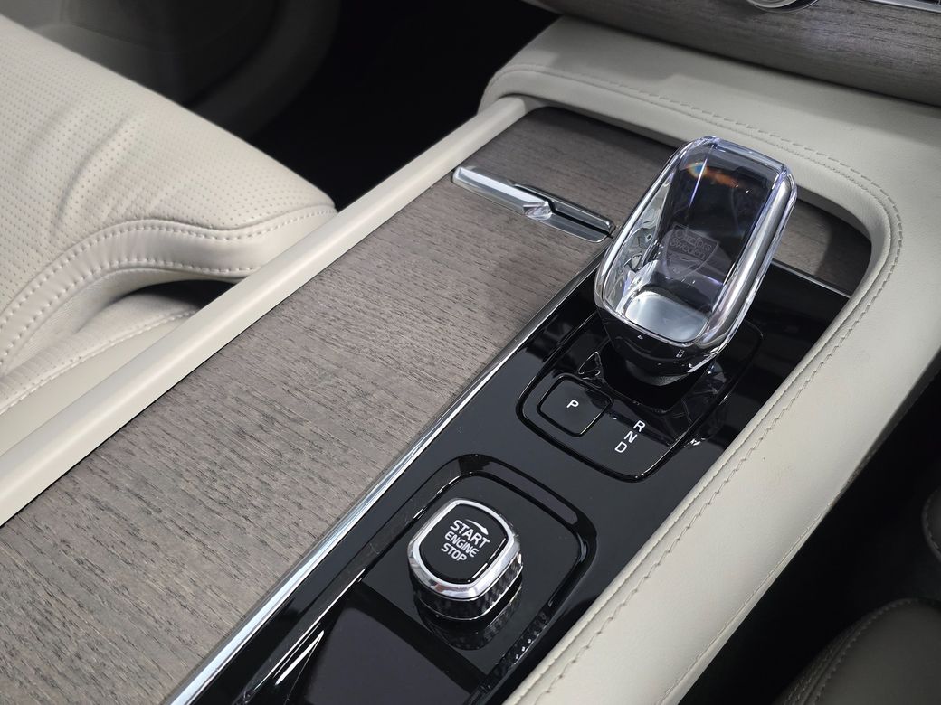 2023 Volvo XC90
