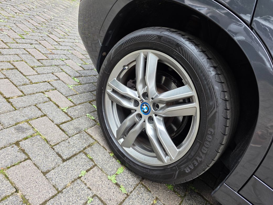 2022 BMW X1