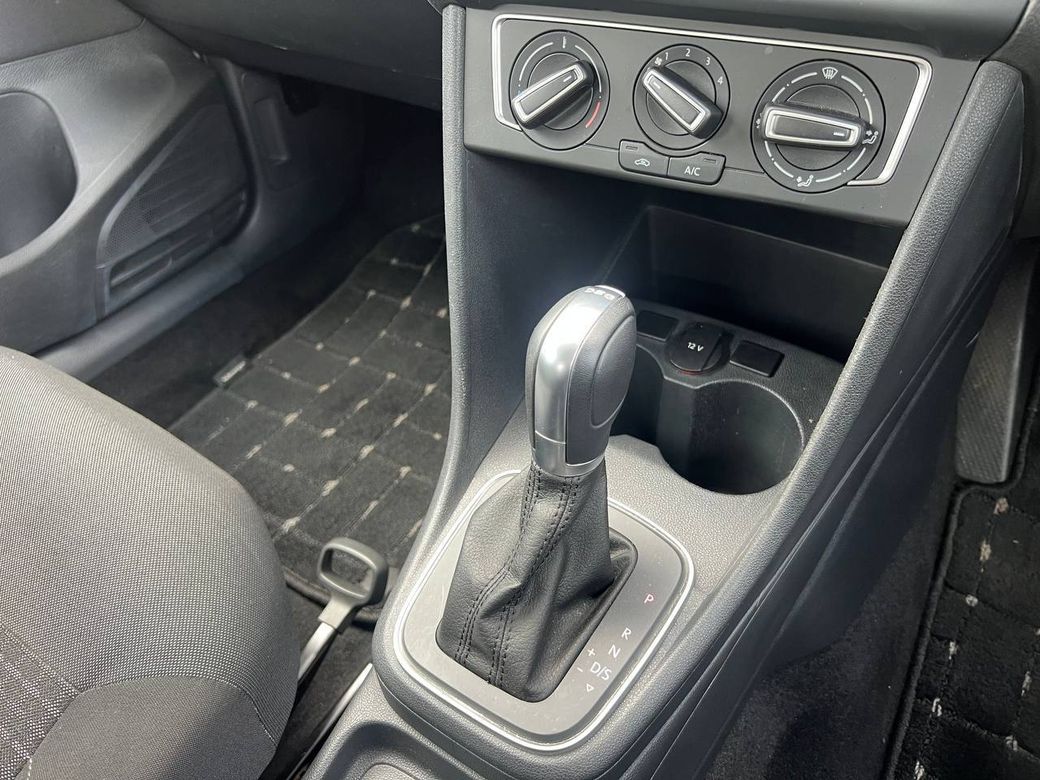 2016 Volkswagen Polo