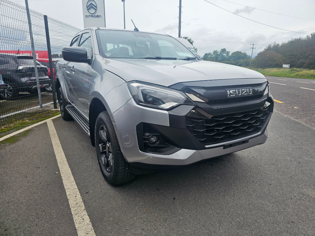 2025 Isuzu D-MAX