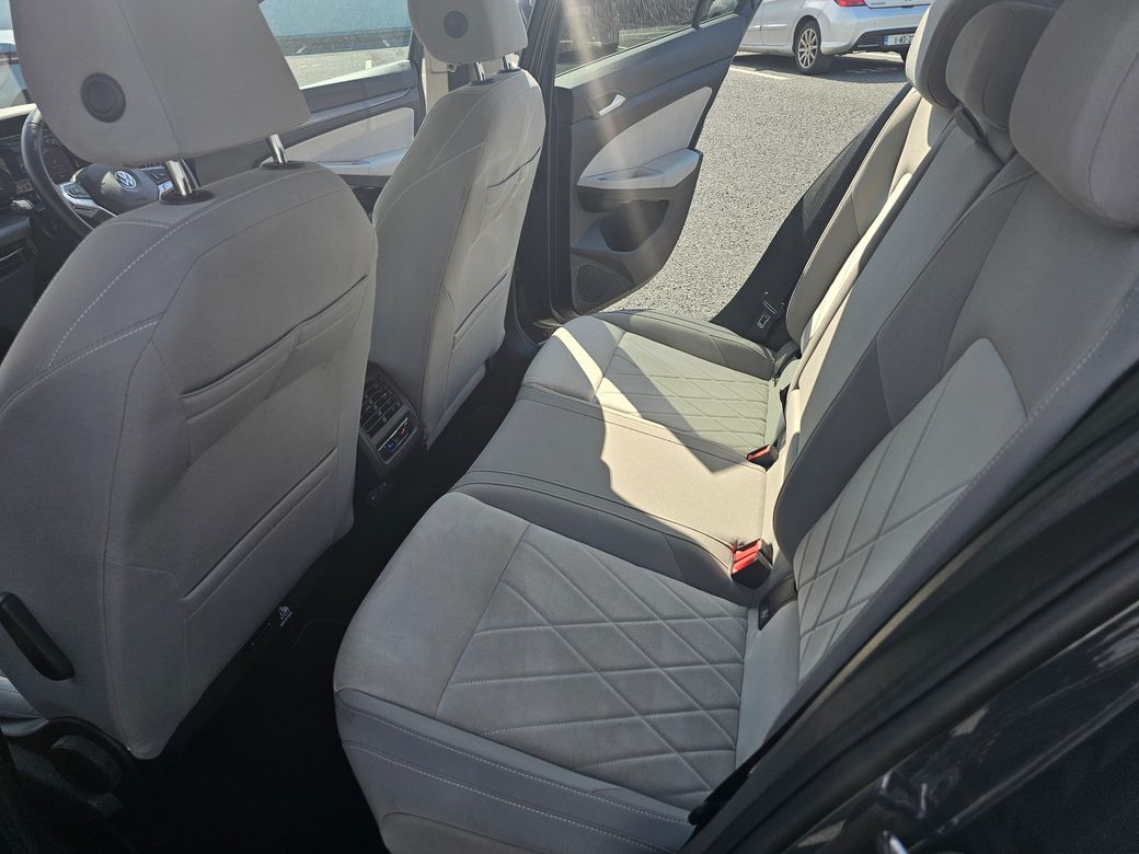 2023 Volkswagen Golf