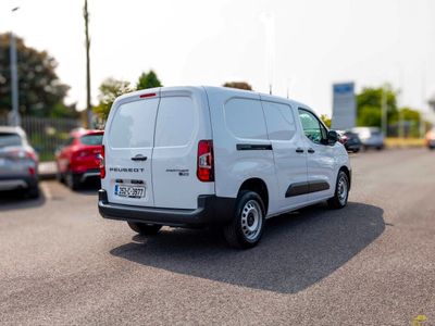 2025 Peugeot Partner