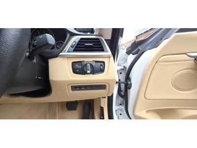 2017 BMW 320