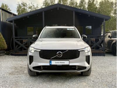 2025 Volvo XC90