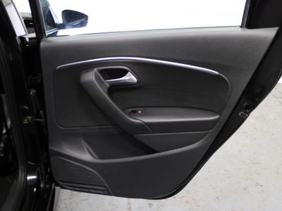 2017 Volkswagen Polo