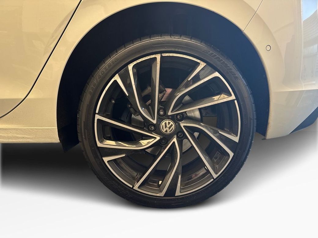 2025 Volkswagen Golf