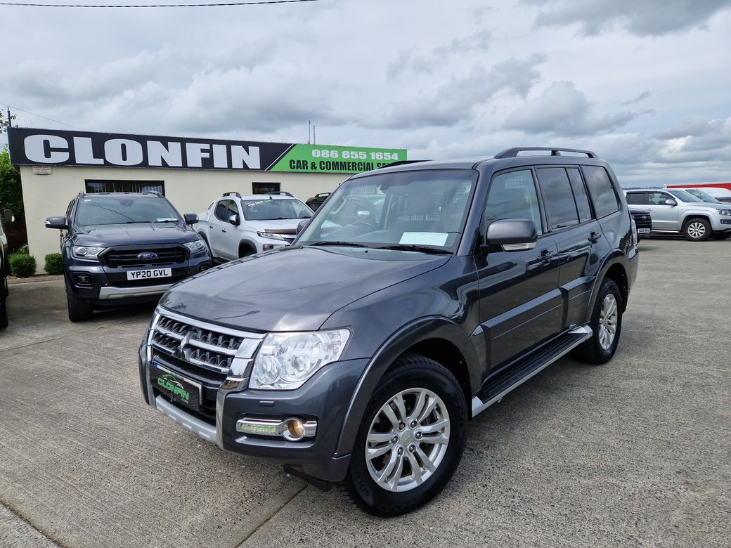 2017 Mitsubishi Shogun
