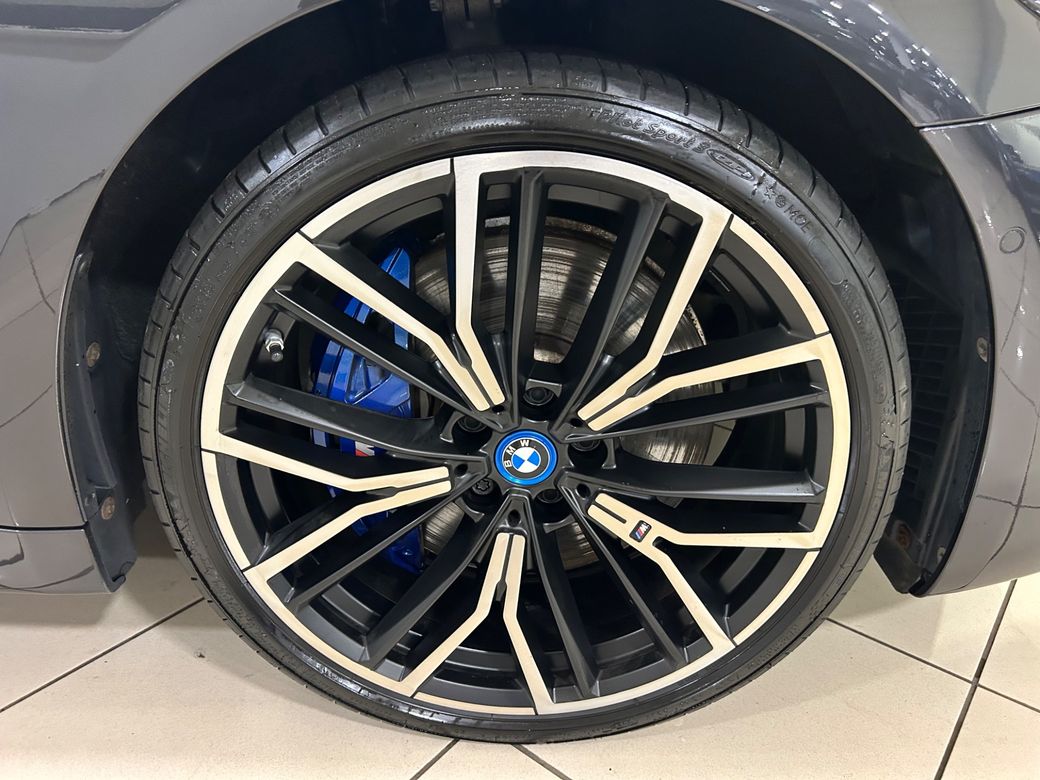 2021 BMW 5 Series