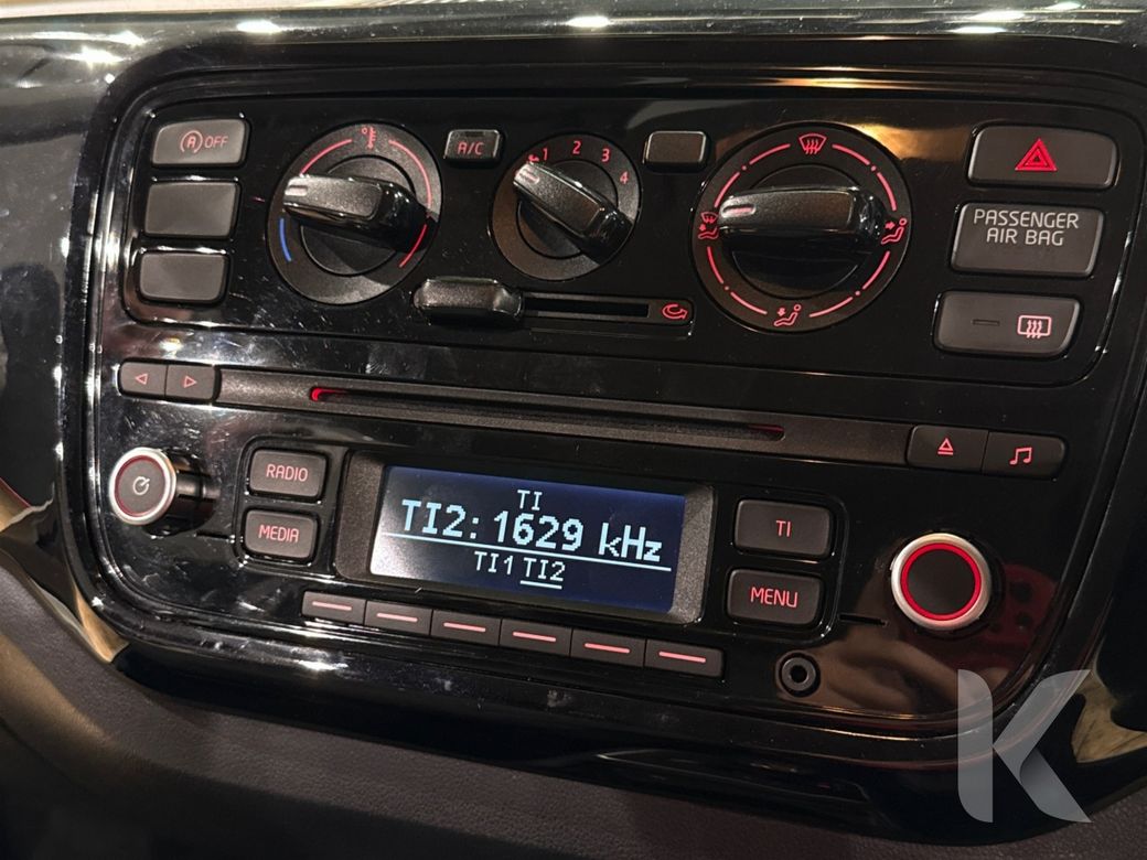 2016 Volkswagen up!
