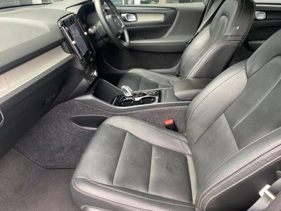 2020 Volvo XC40