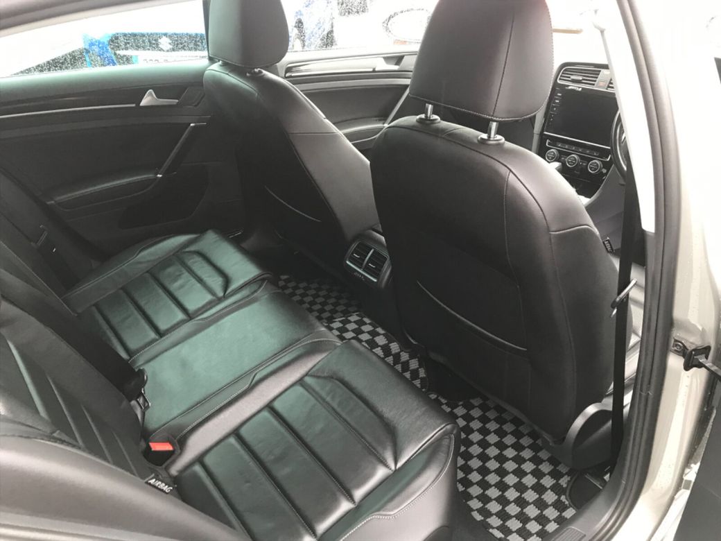 2019 Volkswagen Golf