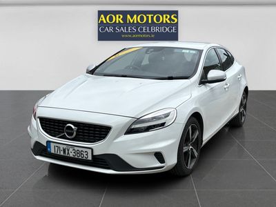 2017 Volvo V40