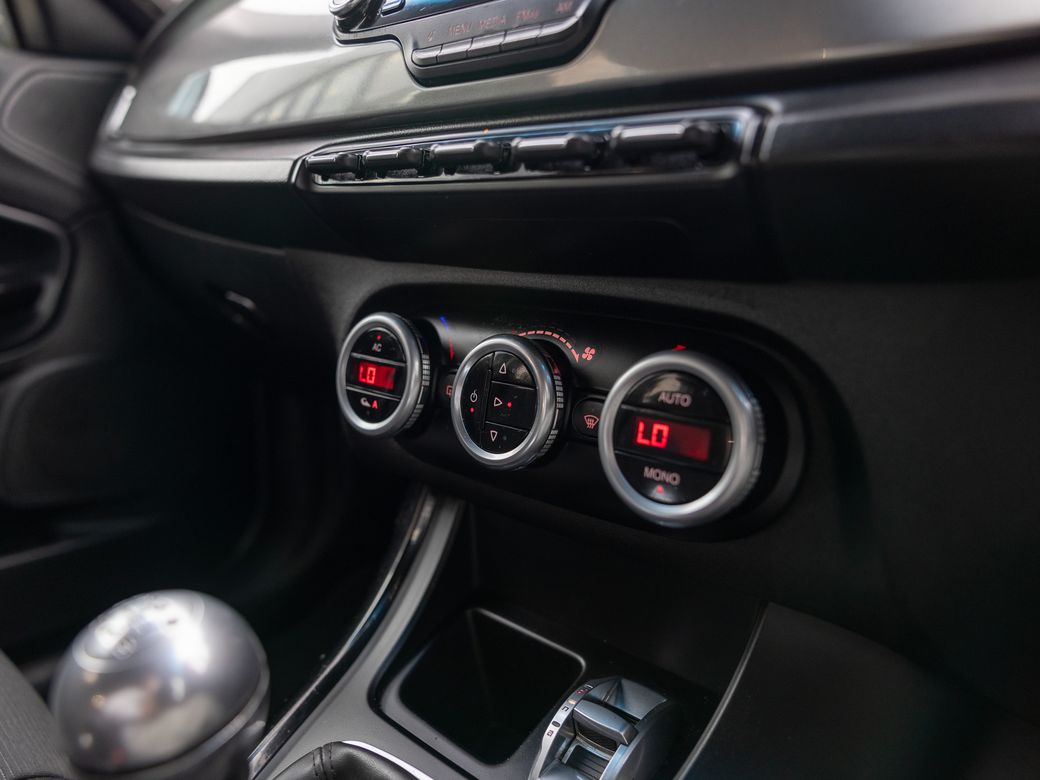2011 Alfa Romeo Giulietta