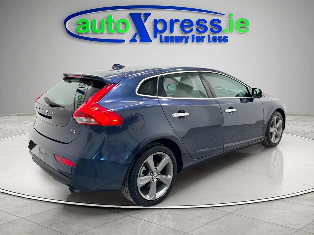 2014 Volvo V40