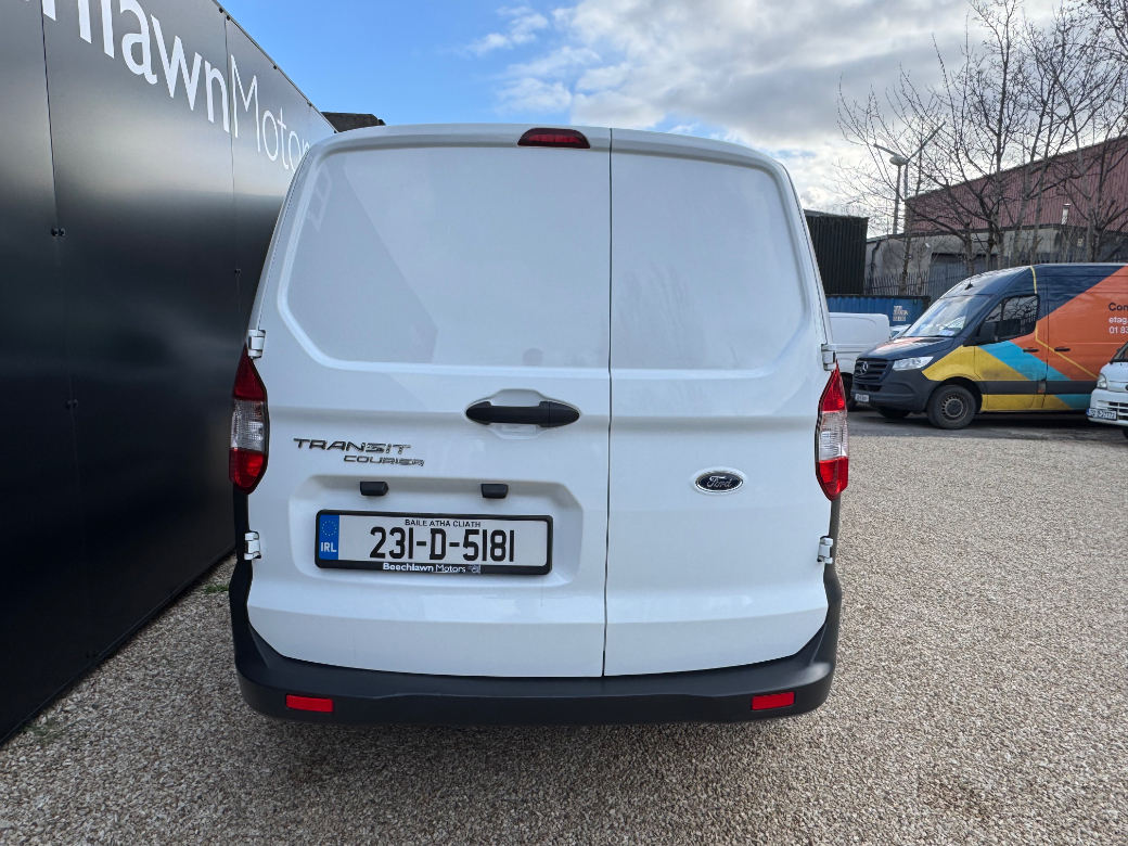 2023 Ford Transit Courier
