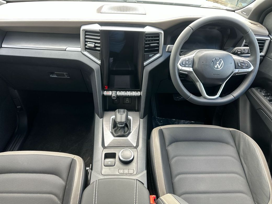 2025 Volkswagen Amarok