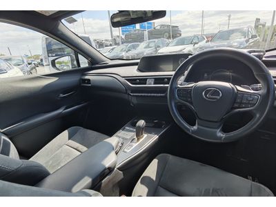 2023 Lexus UX 300e