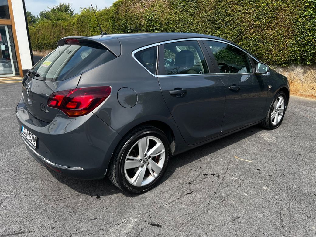 2015 Vauxhall Astra