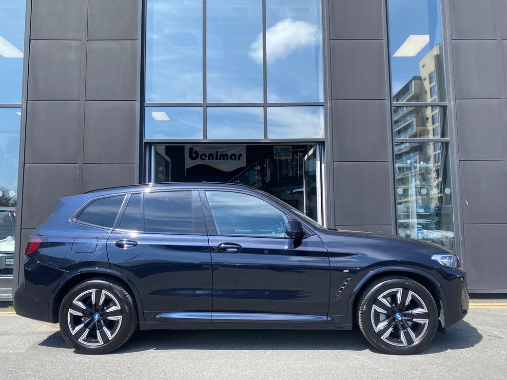 2022 BMW iX3