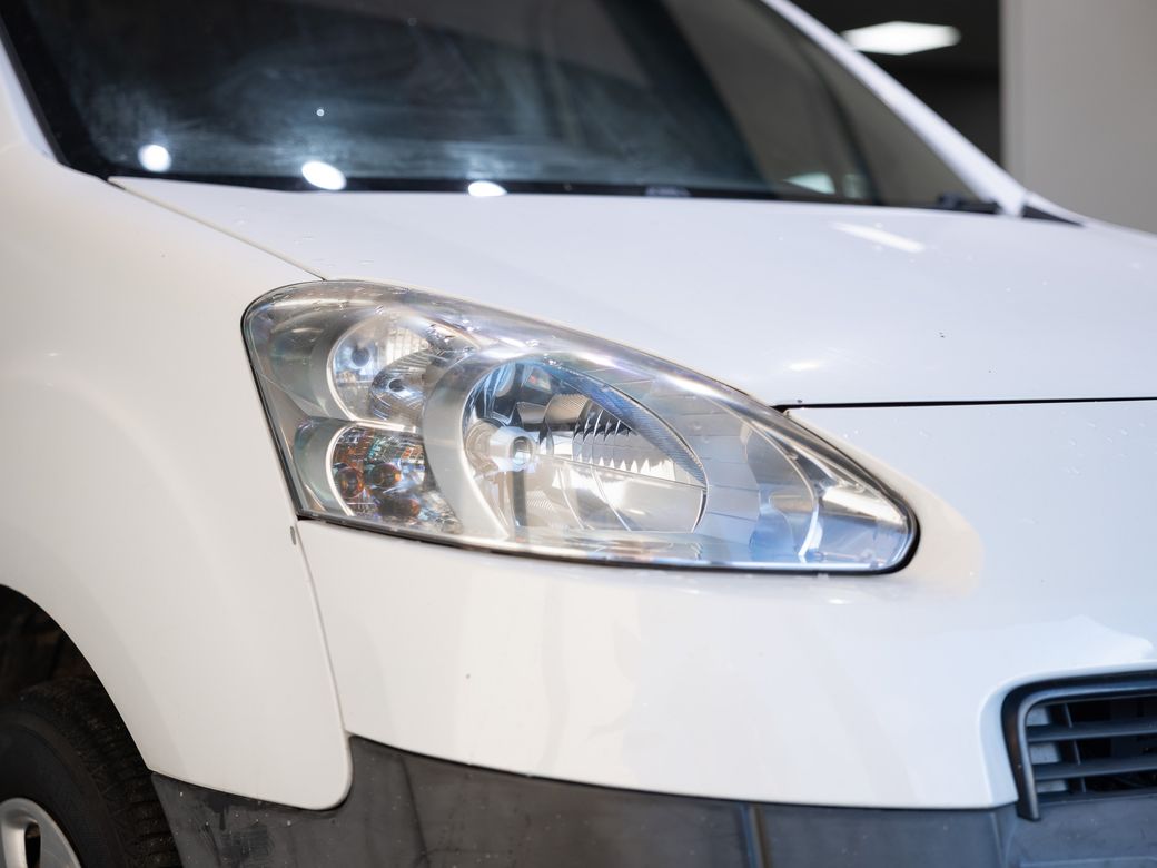 2014 Peugeot Partner