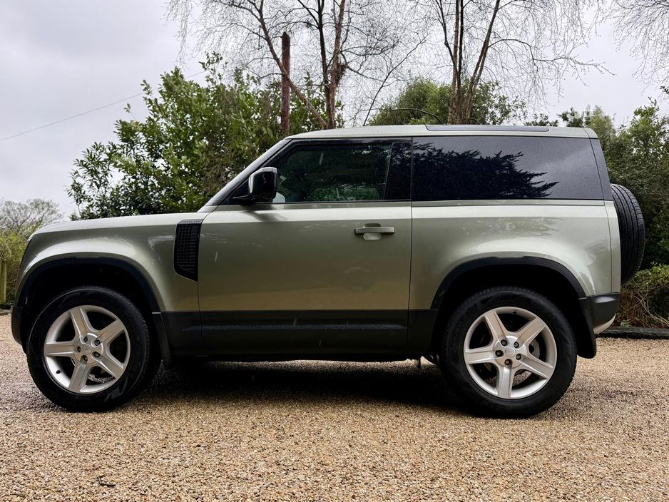 2022 Land Rover Defender